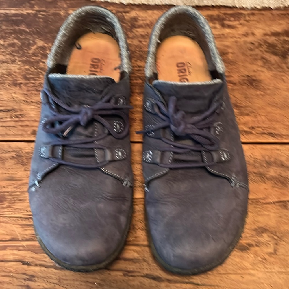 Clarks Originals lace up shoe